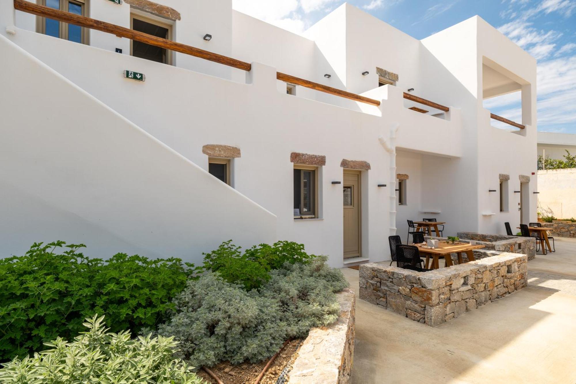 Soil Amorgos Катапола Экстерьер фото