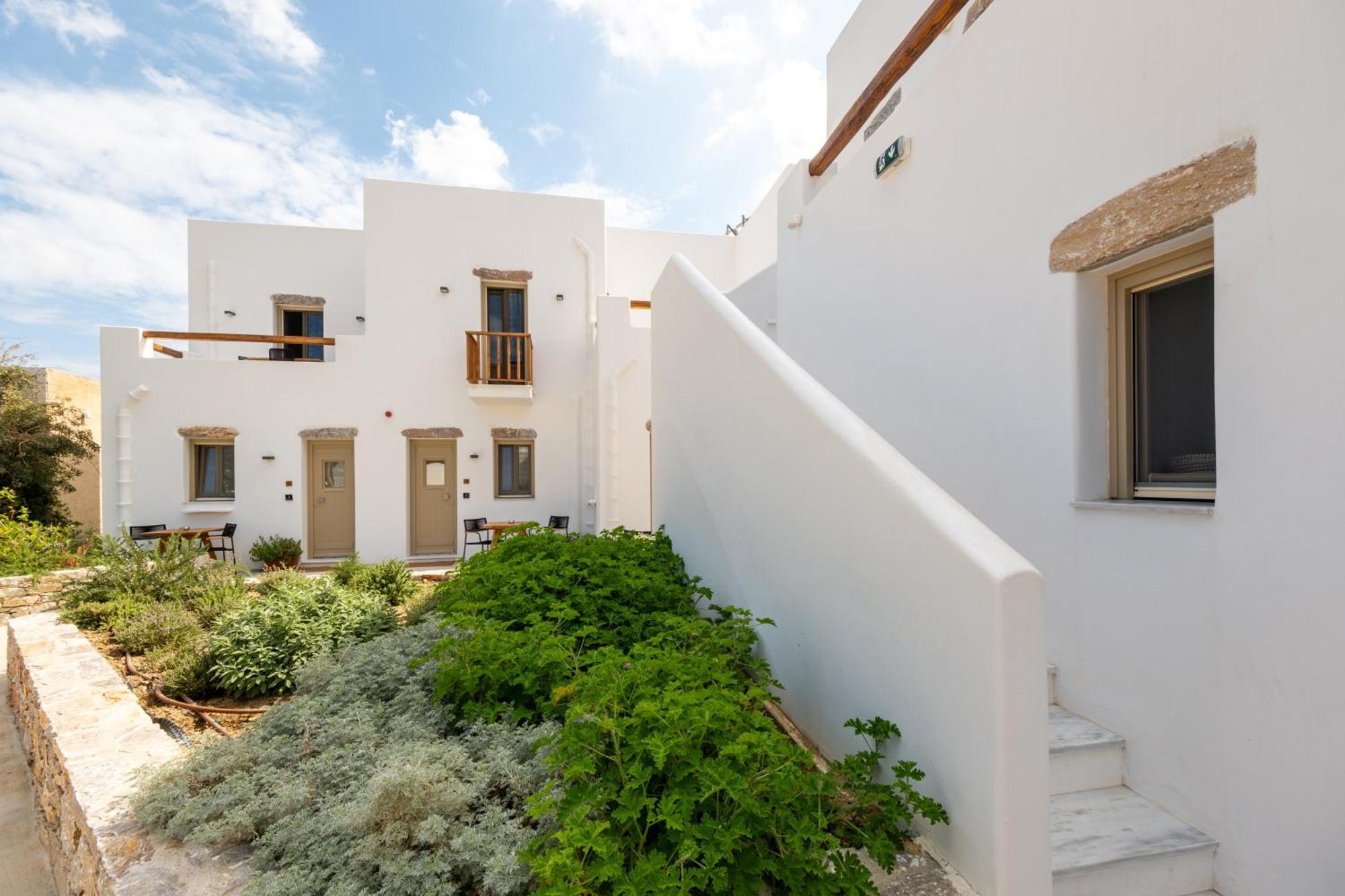 Soil Amorgos Катапола Экстерьер фото